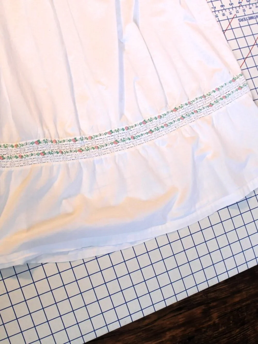 Erika Taylor Country Cottons White Maxi Nightgown Small